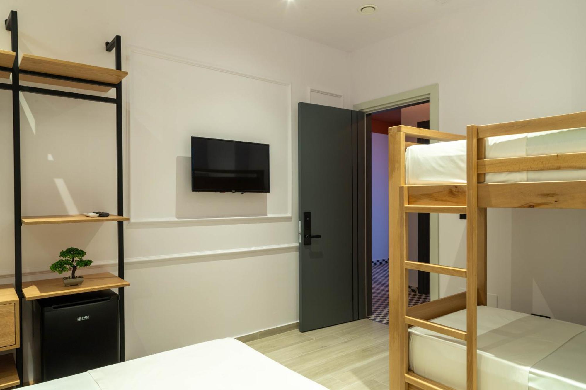 Amau Beach Rooms ดูร์เรส ภายนอก รูปภาพ